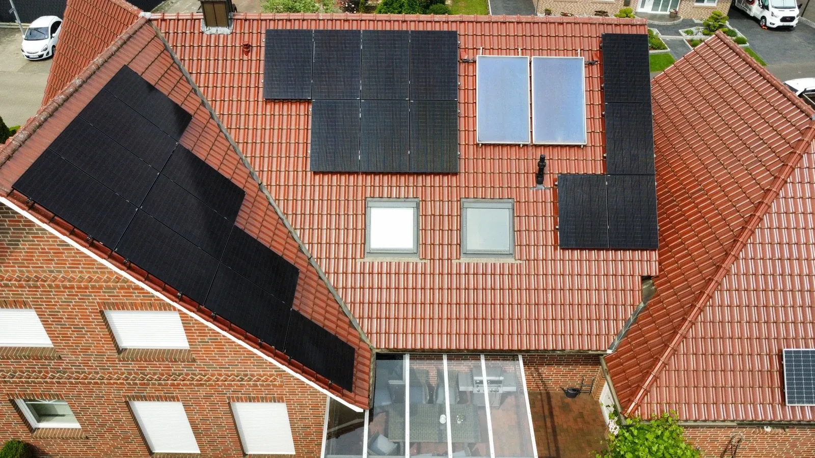 PV-Anlage 13,08 kWp / 9 kW Speicher in Haren (Ems)